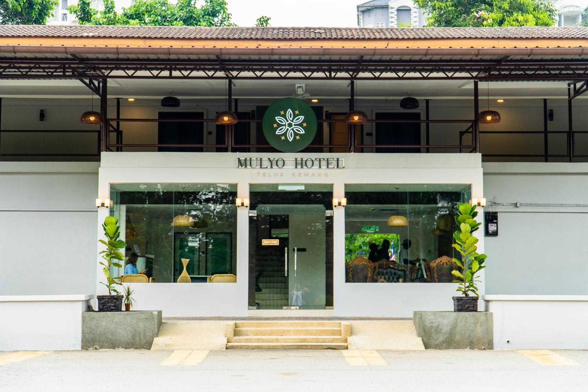 Mulyo Hotel Port Dickson Extérieur photo