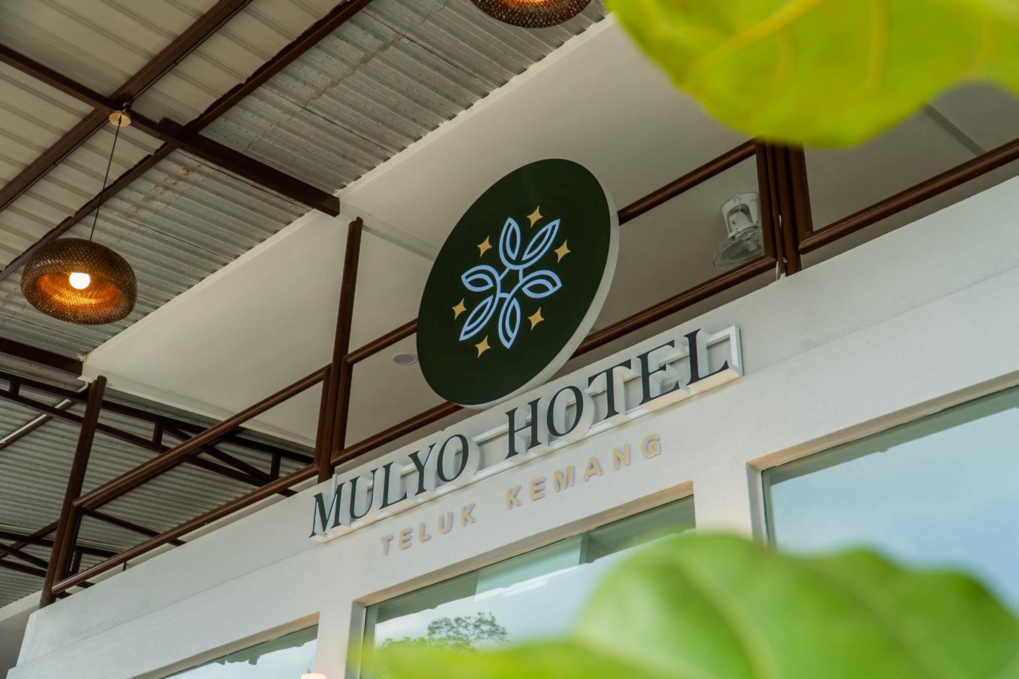 Mulyo Hotel Port Dickson Extérieur photo
