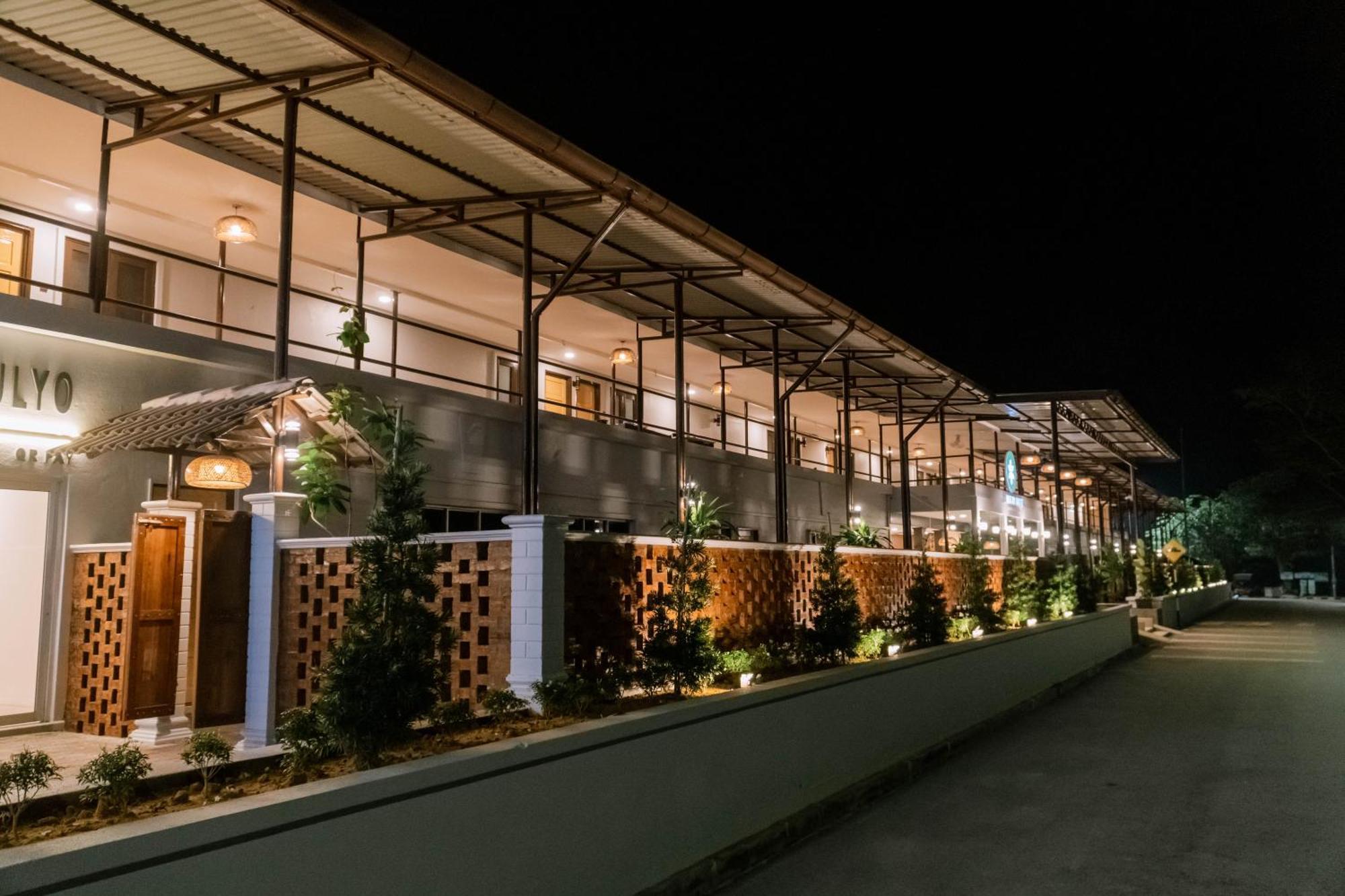Mulyo Hotel Port Dickson Extérieur photo